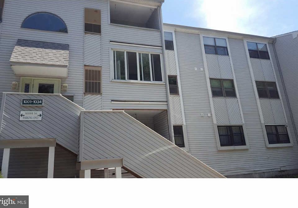 1st image of 1021 Governor House Cir