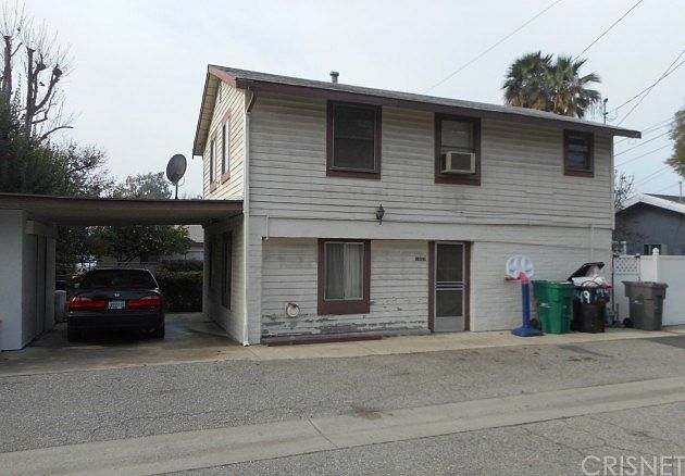 2nd image of 1951 5th St