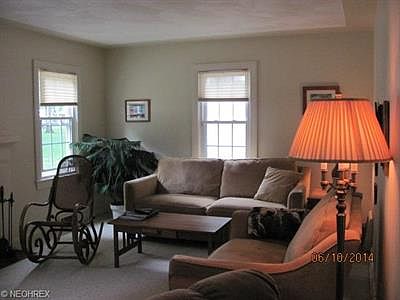 4th image of 130 Woodhill Dr