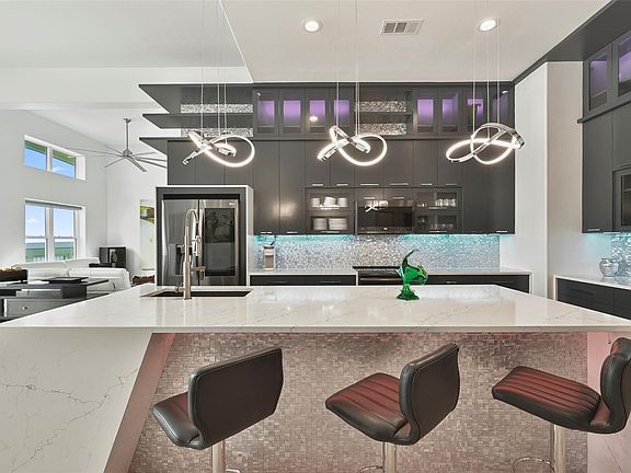 4th image of 9420 Seawall Blvd Unit 1105