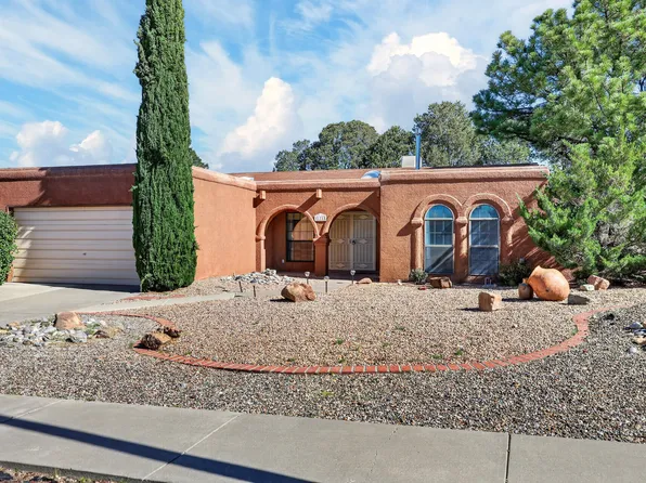 11715 Arroyo De Vis NE, Albuquerque, NM 87111