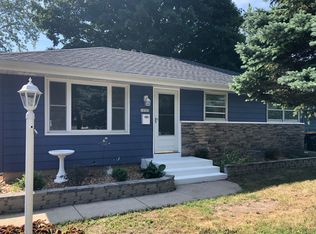 10505 W Manitoba St, West Allis, WI 53227
