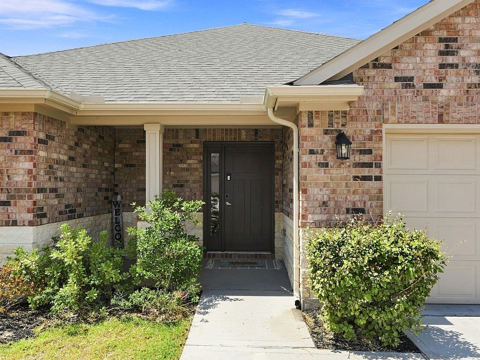 1st image of 40132 Spyglass Hill Dr