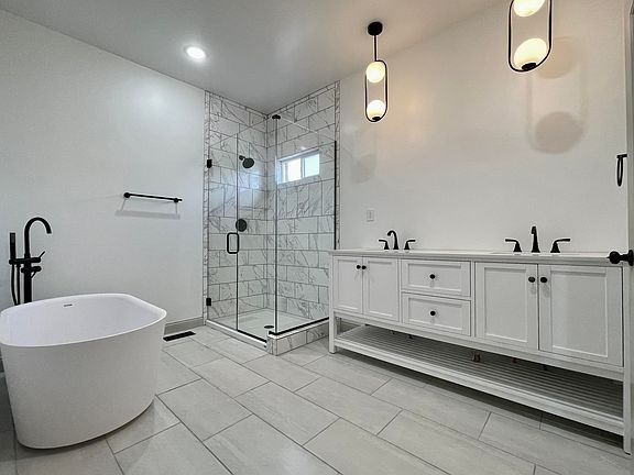 5th image of 2320 Campground Rd