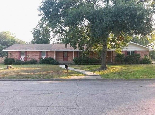 1st image of 2303 Avondale Dr