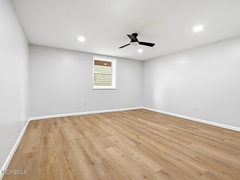 638 Overton Pl #1 — Photo 39