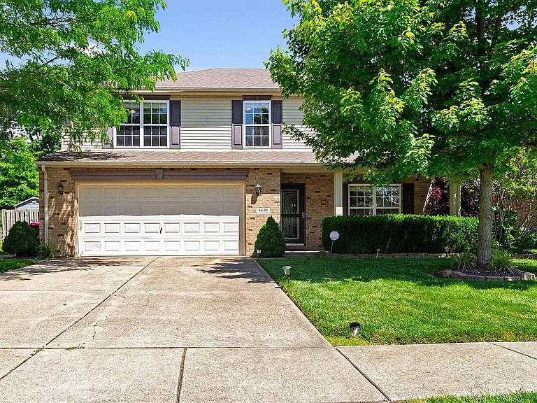 4626 Lincoln Pointe Dr — Photo 1