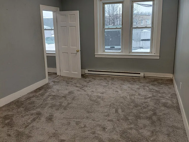 498 Main St #8 — Photo 2