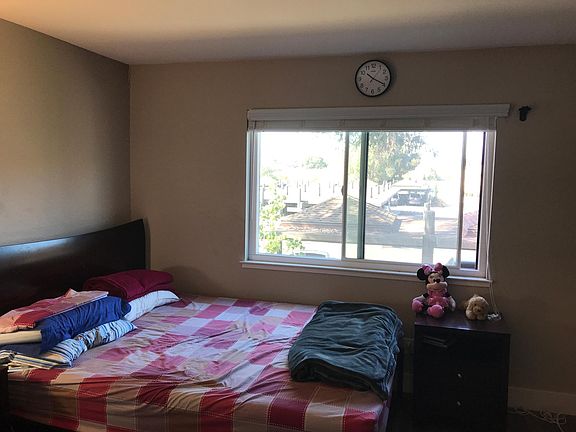 5th image of 950 E Hillsdale Blvd APT 208