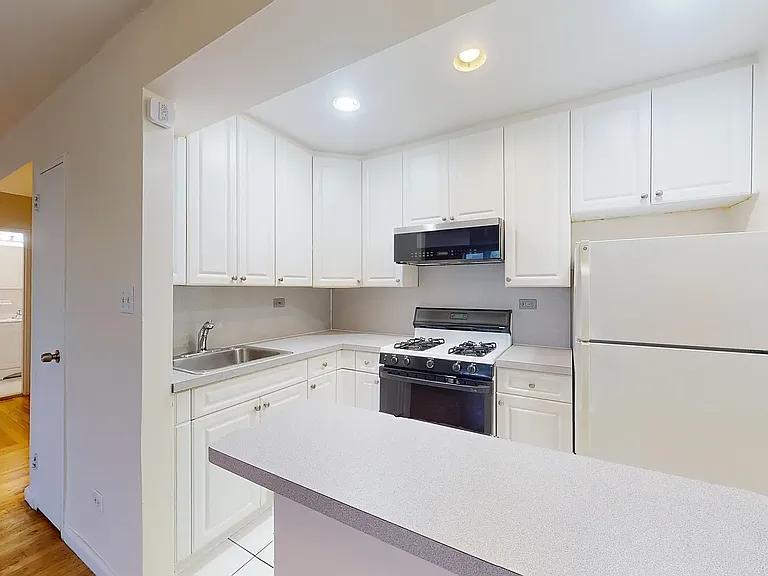 245-20 Grand Central Pkwy #6H — Photo 4