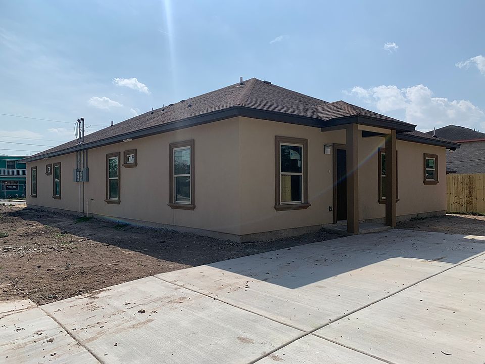 1st image of 2420 Avenida Florencia #B
