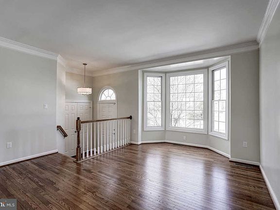 2nd image of 2233 Journet Dr