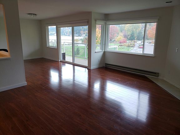 5th image of 9715 NE Juanita Dr APT 410B