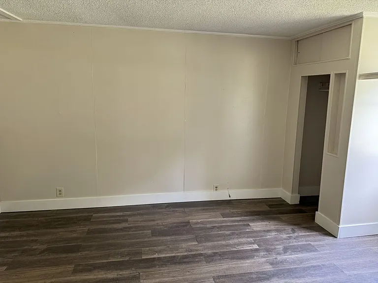 307 Miller Blvd — Photo 3