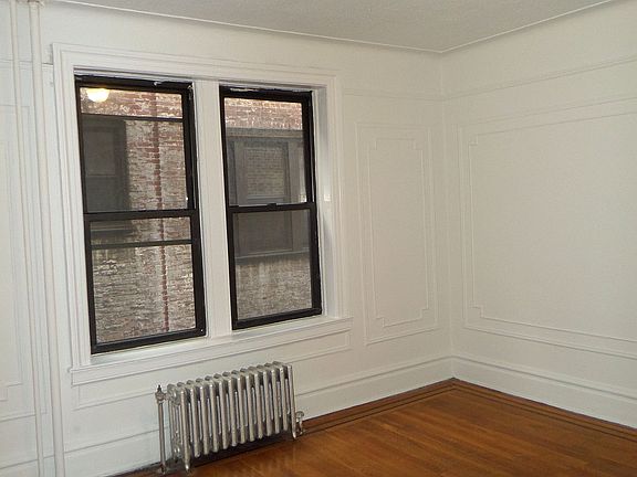 3rd image of 3415 31st Ave #4H