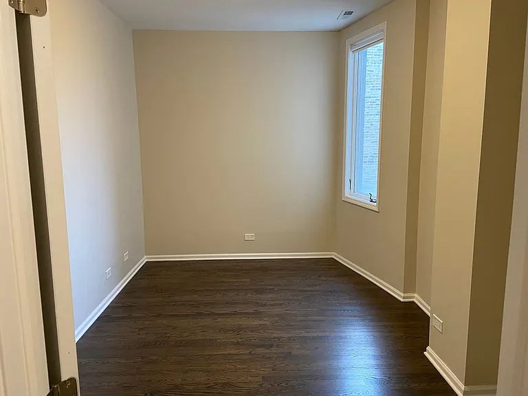 1837 W North Ave — Photo 8