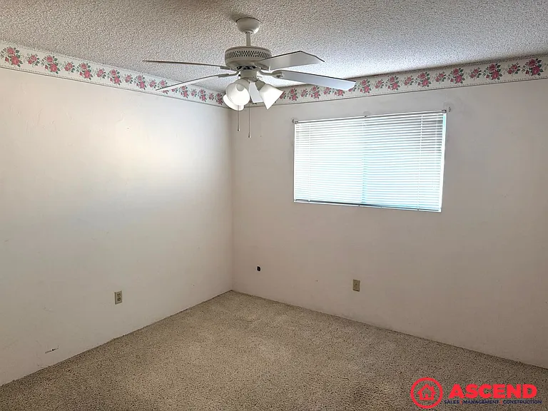 5213 Lowen Ave — Photo 6