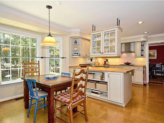 4th image of 12214 Lake James Dr