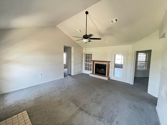 5th image of 2212 Peachwood Ct