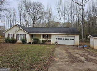 665 Gabbettville Rd, Lagrange, GA 30240