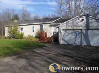 50 Pinnacle Hill Rd, Fulton, NY 13069