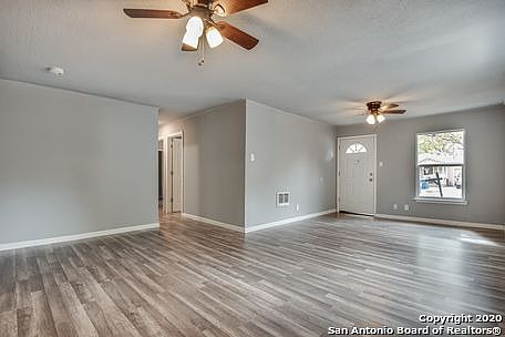 4th image of 1407 Hermine Blvd