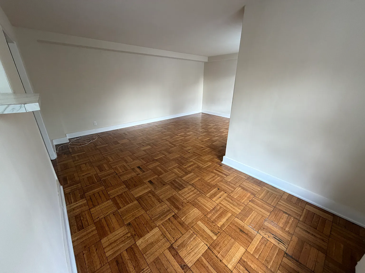 193rd Ln, Fresh Meadows — Photo 3