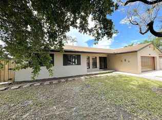 10510 SW 139th Ave, Miami, FL 33186