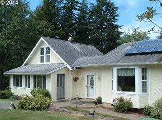 88327 Rosewood Ln, Bandon, OR 97411