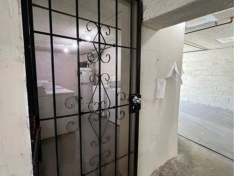 535 E Hazel St #4 — Photo 16
