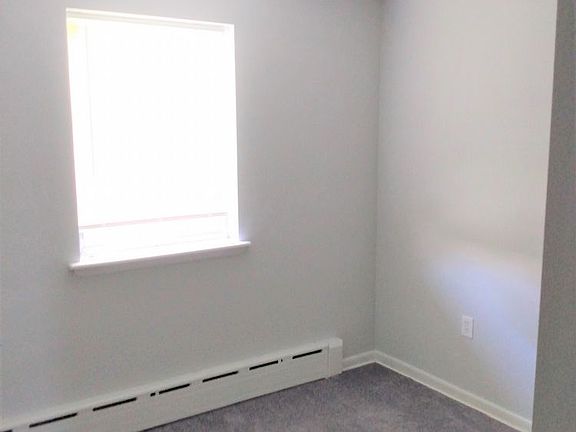 4th image of 475 Domino Ln Floor 1