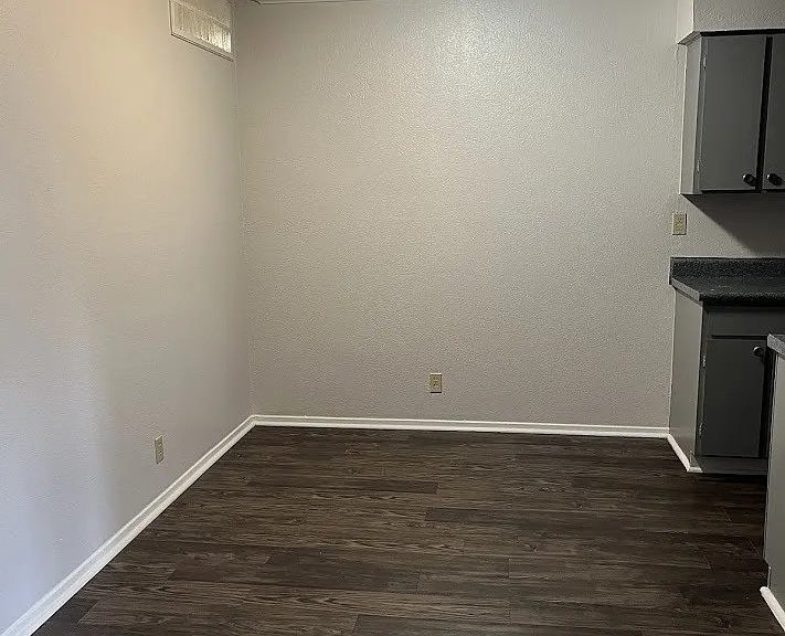 Juniper Springs Apartments — Photo 132
