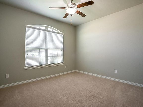 3rd image of 16305 Stillhouse Hollow Ct