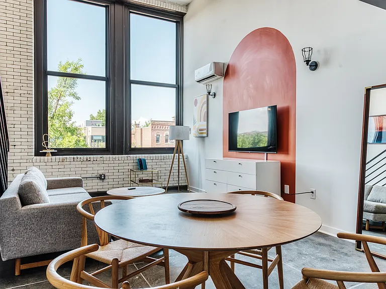 West Lofts — Photo 9