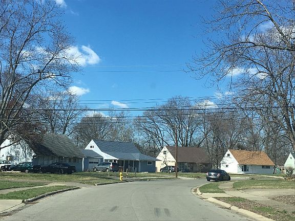 4th image of 501 W Virginia Cres