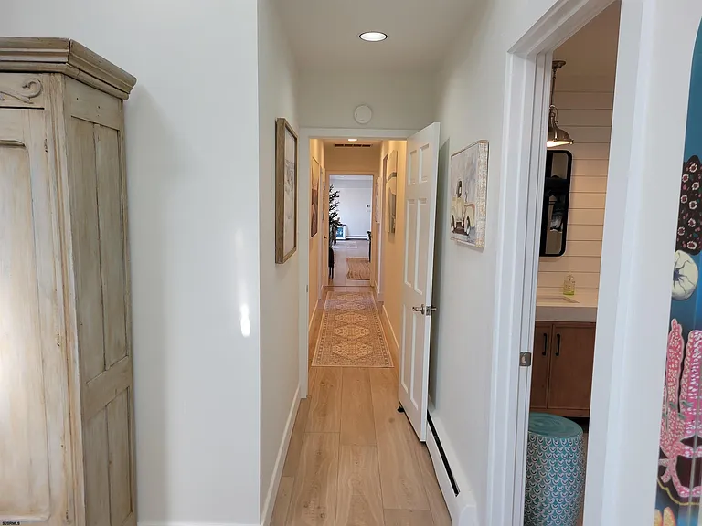 8601 Fulton Ave — Photo 31
