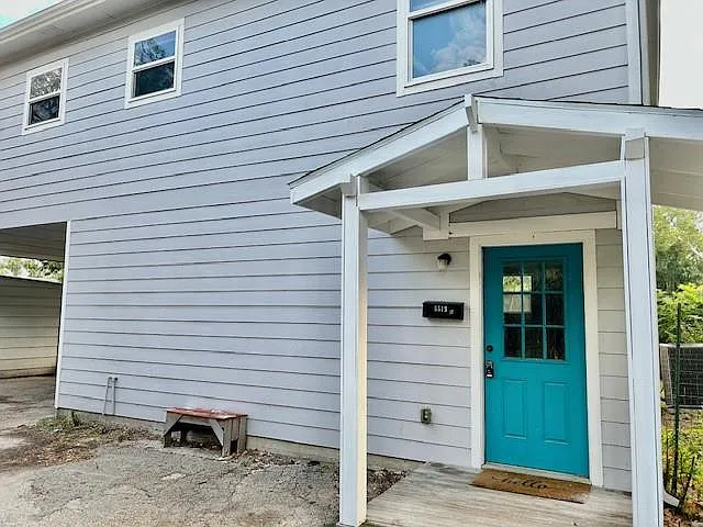 Building Photo - 5513 William Holland Ave #B
