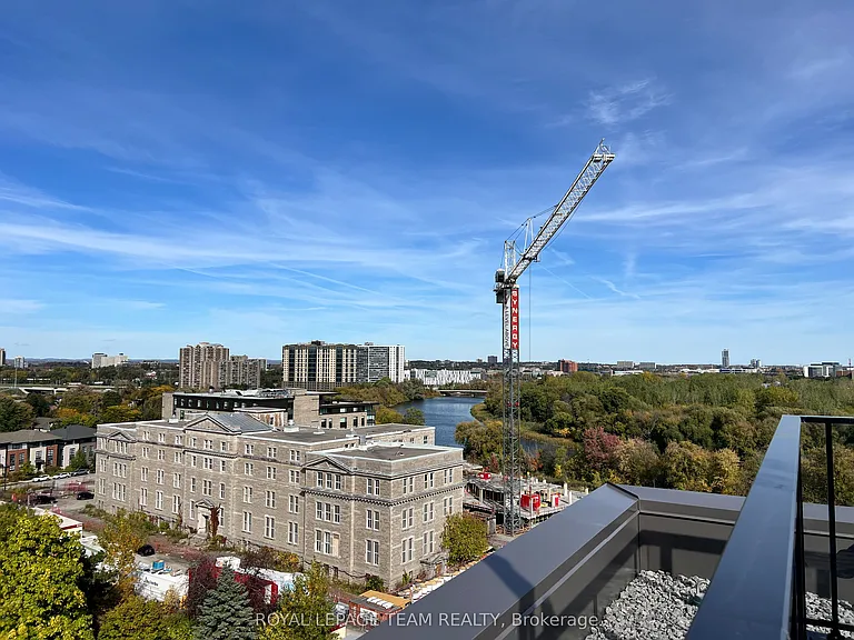 360 Deschatelets Ave #303 — Photo 21