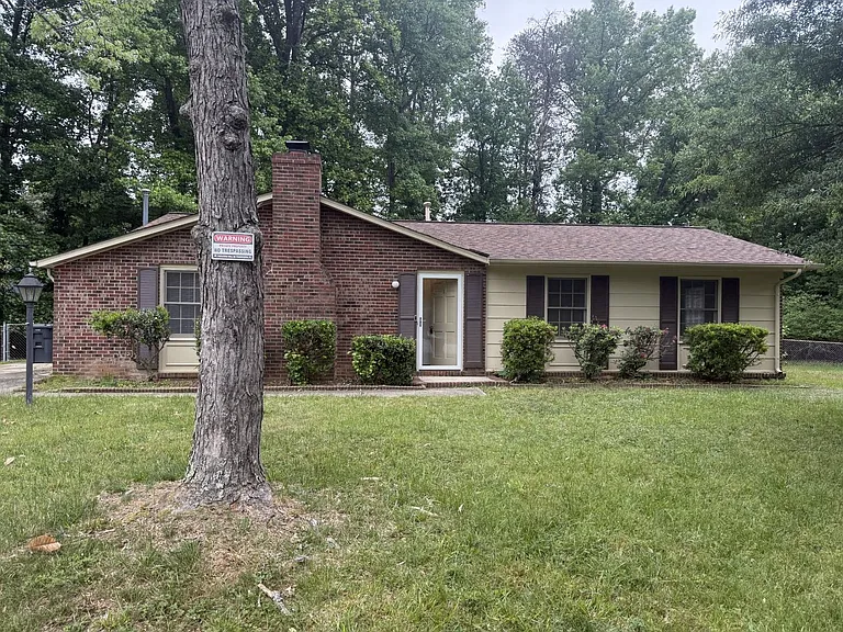1 Winterton Ct — Photo 1