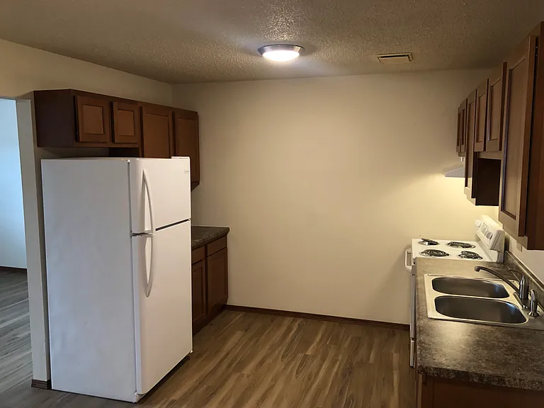 3601 S West Ave #7 — Photo 3