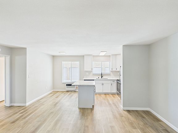 3rd image of 3752 Nile St APT 7