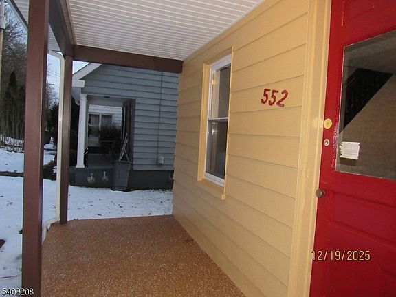 4th image of 552 Milford Frenchtown Rd