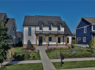 15016 Oak Hollow Ln E, Carmel, IN 46033