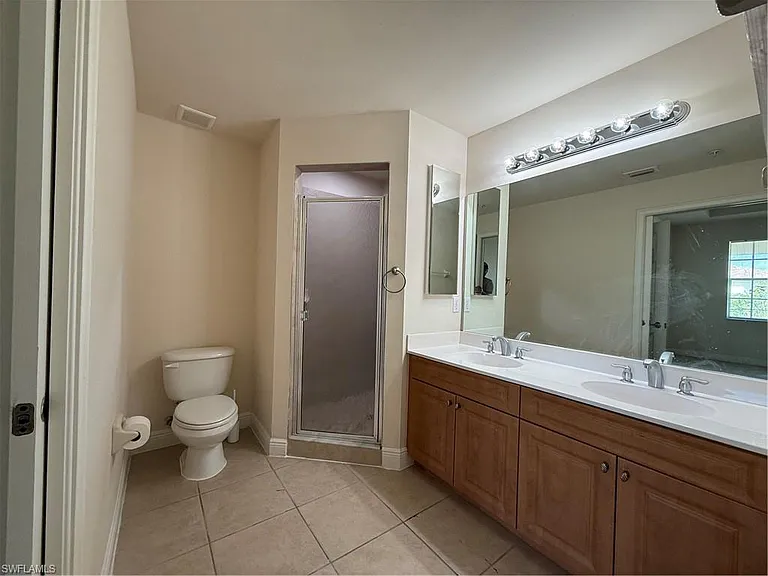 3969 Pomodoro Cir #302 — Photo 8