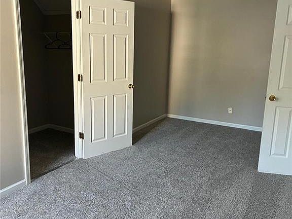 4th image of 3292 Shady Valley Ct
