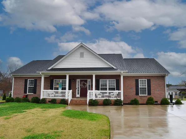 202 Roscoe Dr, Greer, SC 29651