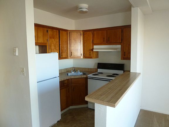 4th image of 1439 W Ocean View Ave APT D