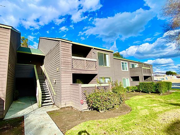 2nd image of 862 Catkin Ct