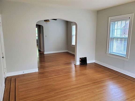 4th image of 2023 Grasmere Dr #3