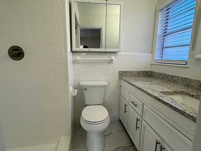 3057 Pharr Court North NW #A — Photo 22